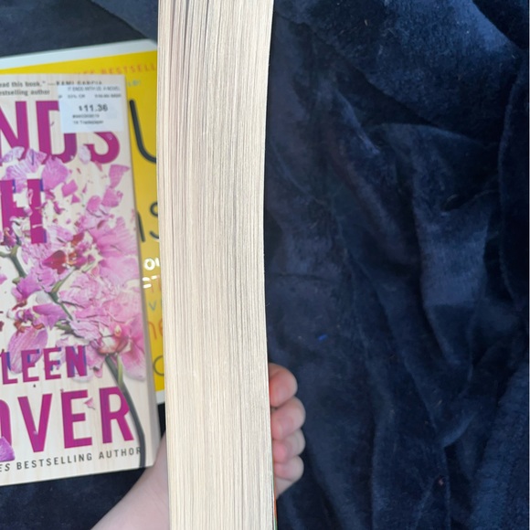 Book Bundle - Picture 8 of 11